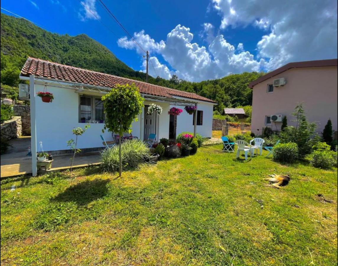 Sunlight Cottage Maya Virpazar Oda fotoğraf